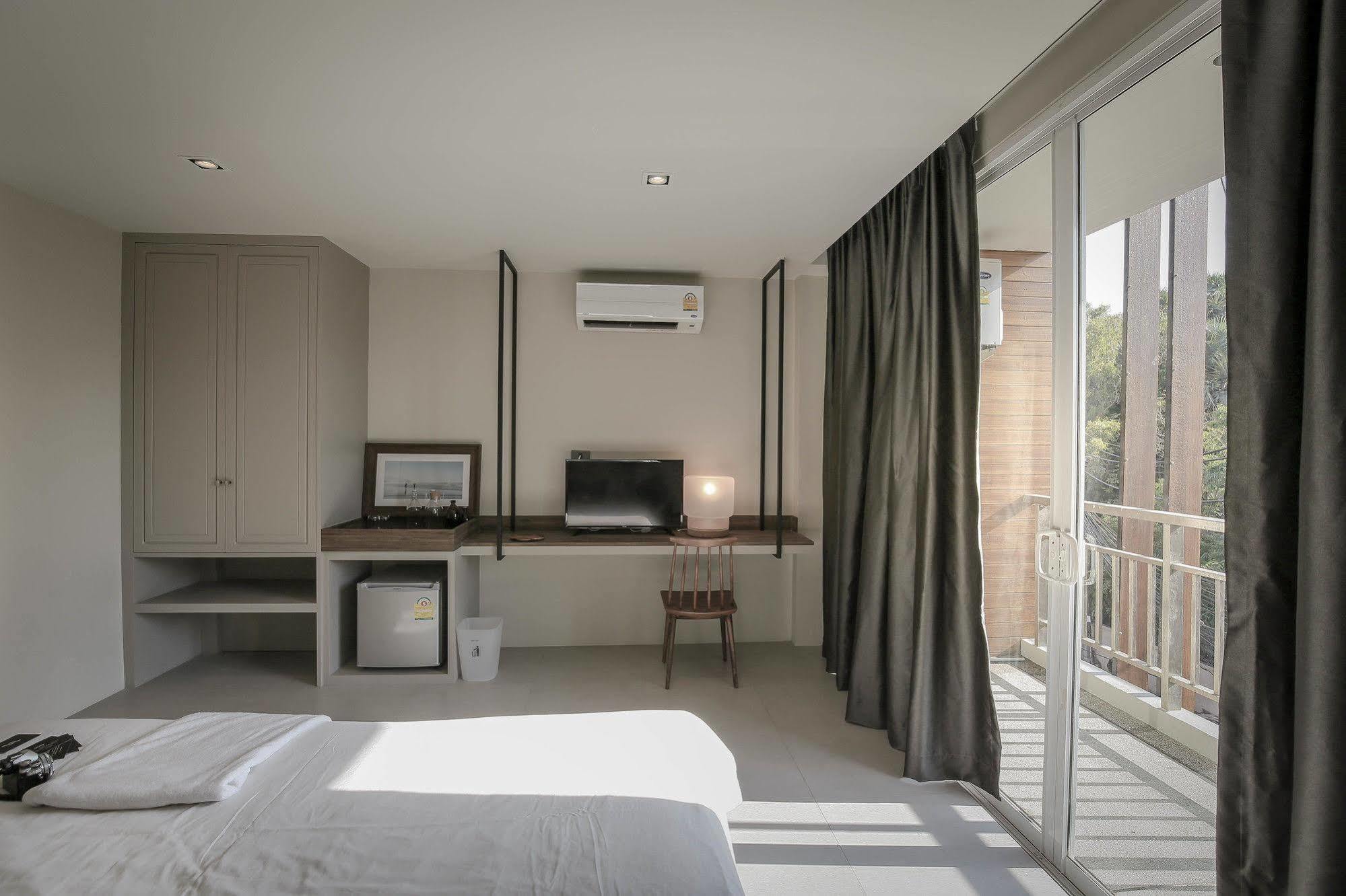 Sugar Ohana Poshtel Phuket Eksteriør billede