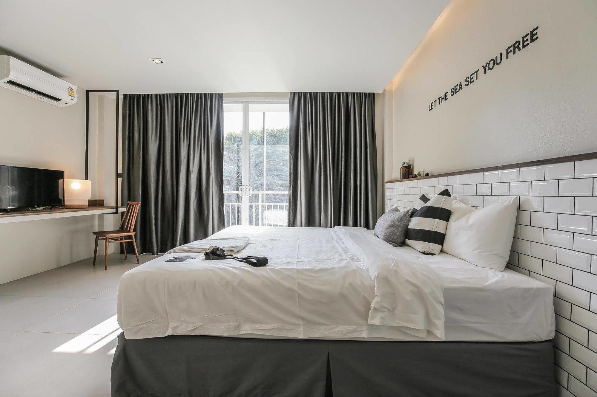 Sugar Ohana Poshtel Phuket Eksteriør billede