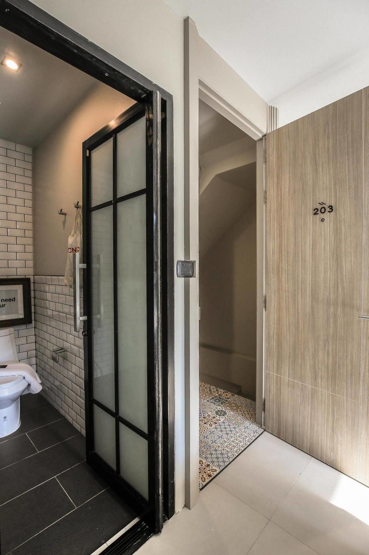 Sugar Ohana Poshtel Phuket Eksteriør billede
