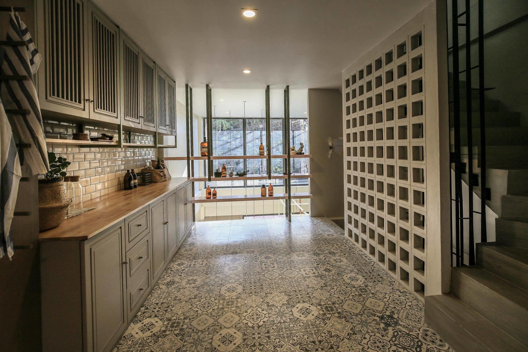 Sugar Ohana Poshtel Phuket Eksteriør billede